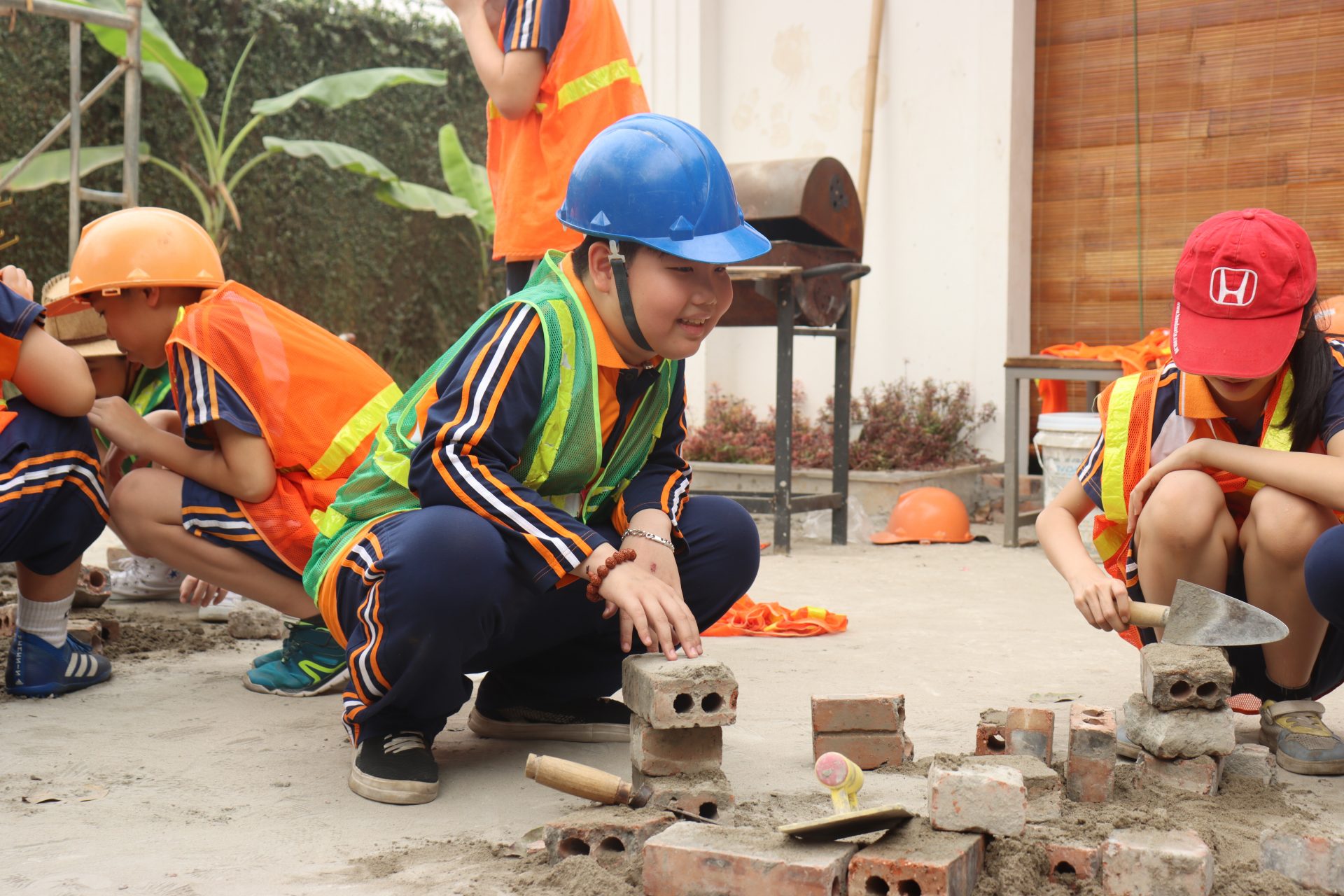 Tour giáo dục 5